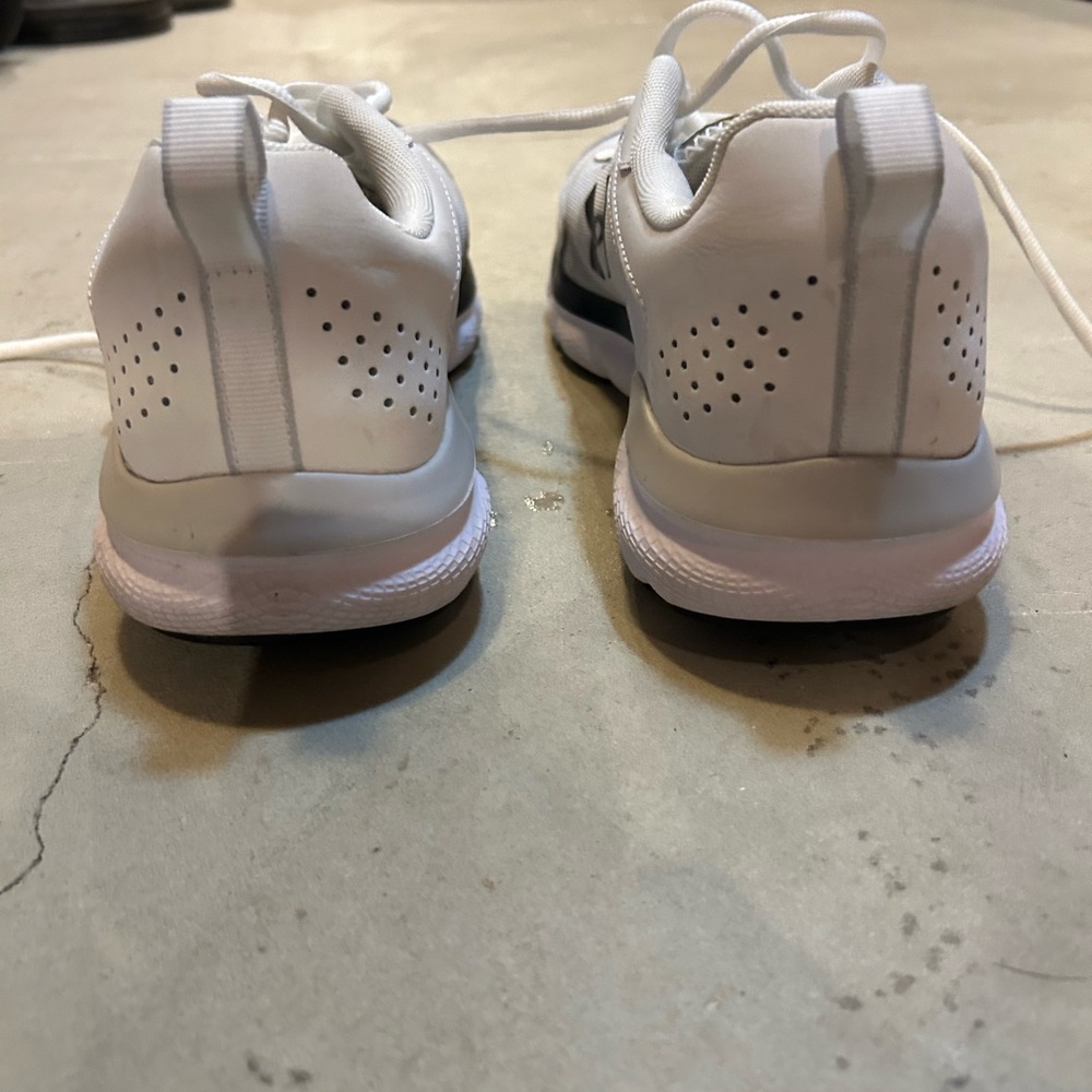BOGO Under Armour Running Shoes Size 13 - Picture 4 of 6